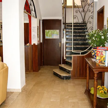 Hotel La Rusticana 2*