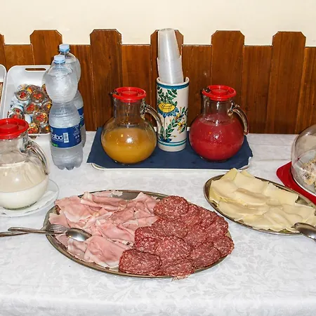 La Rusticana Hotel